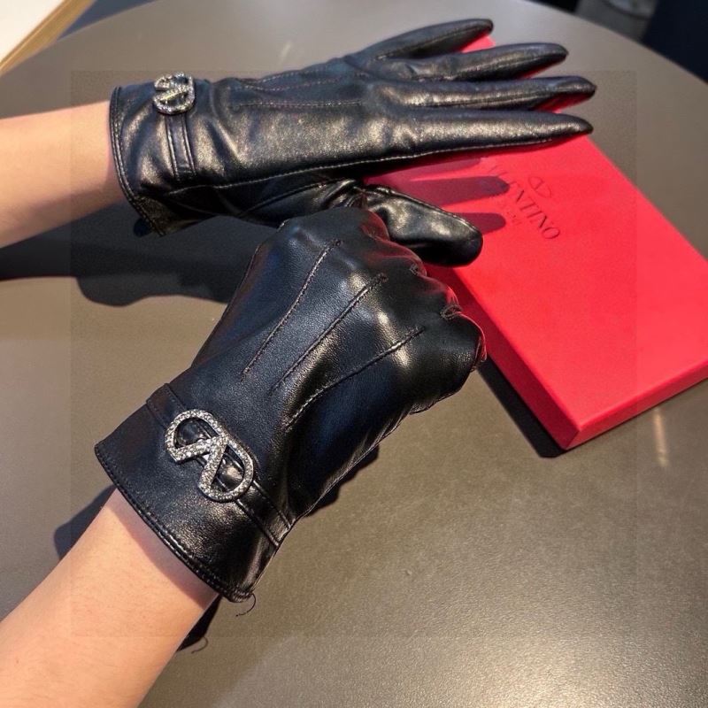 Valentino Gloves