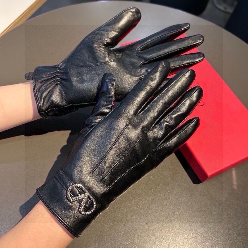 Valentino Gloves