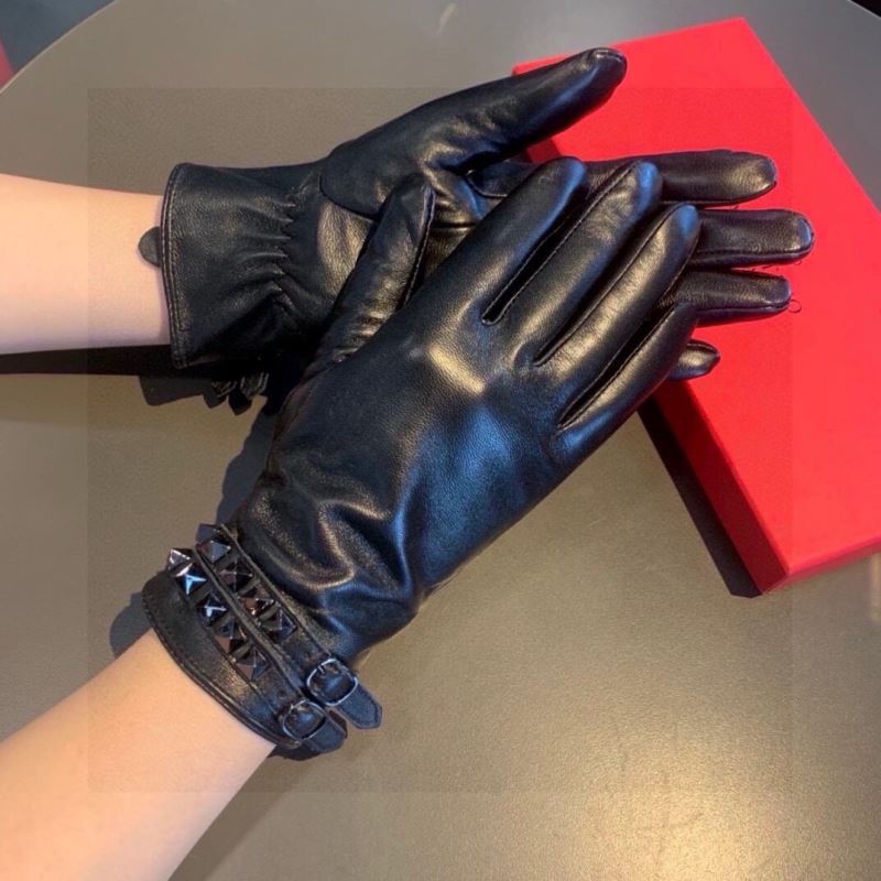 Valentino Gloves