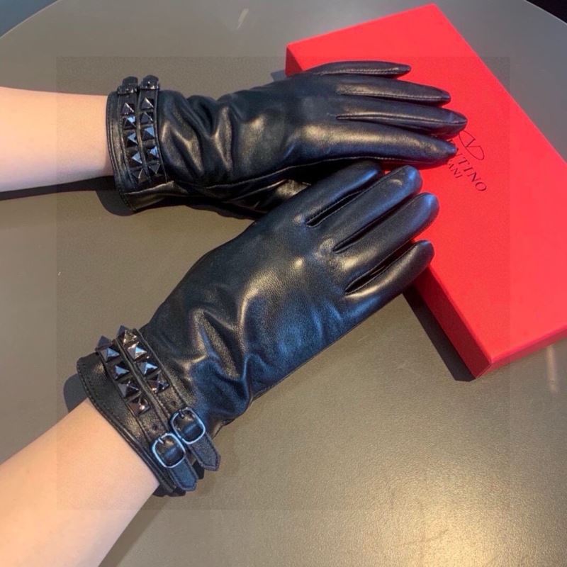 Valentino Gloves