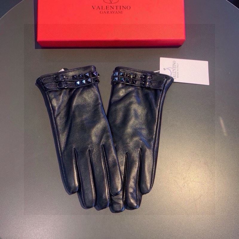 Valentino Gloves