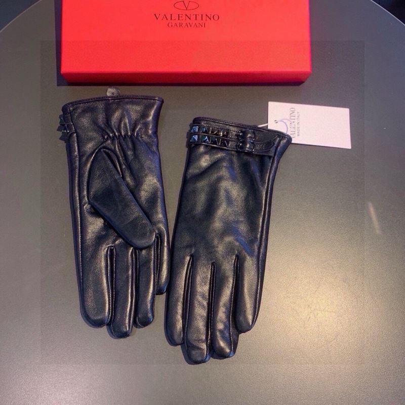 Valentino Gloves