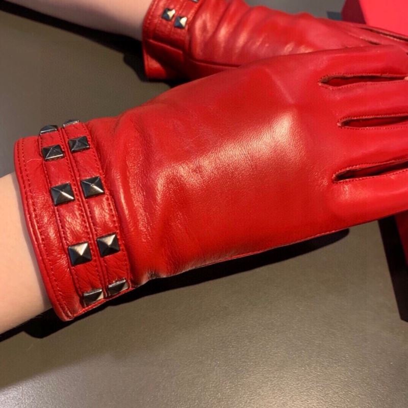 Valentino Gloves