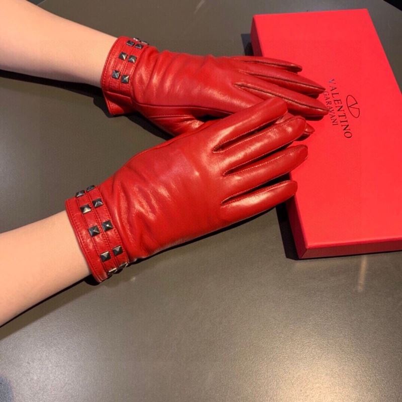 Valentino Gloves