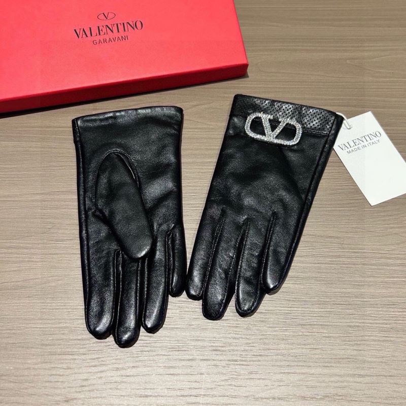 Valentino Gloves