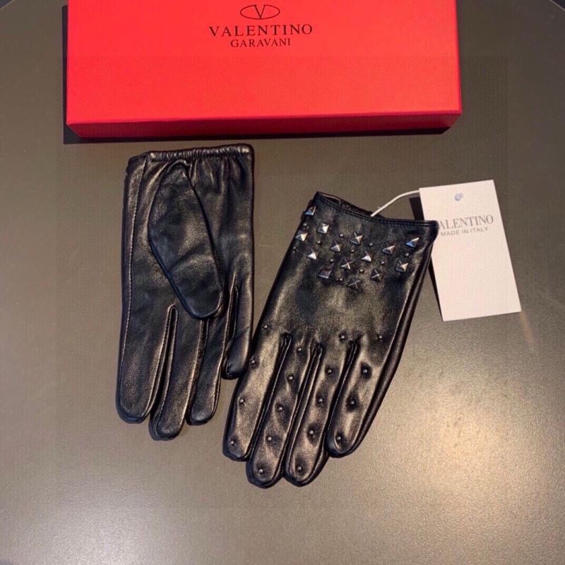 Valentino Gloves