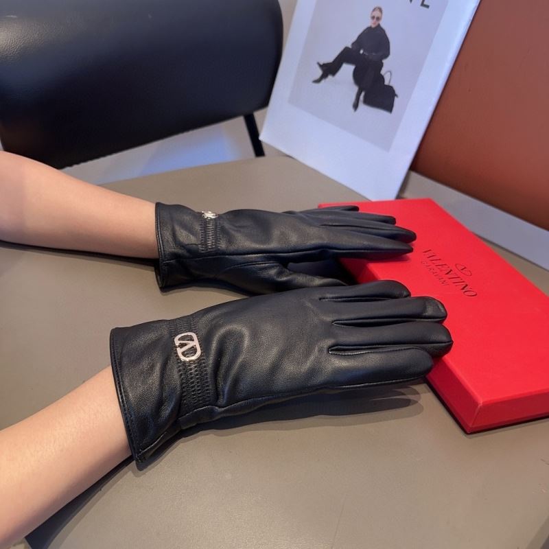 Valentino Gloves