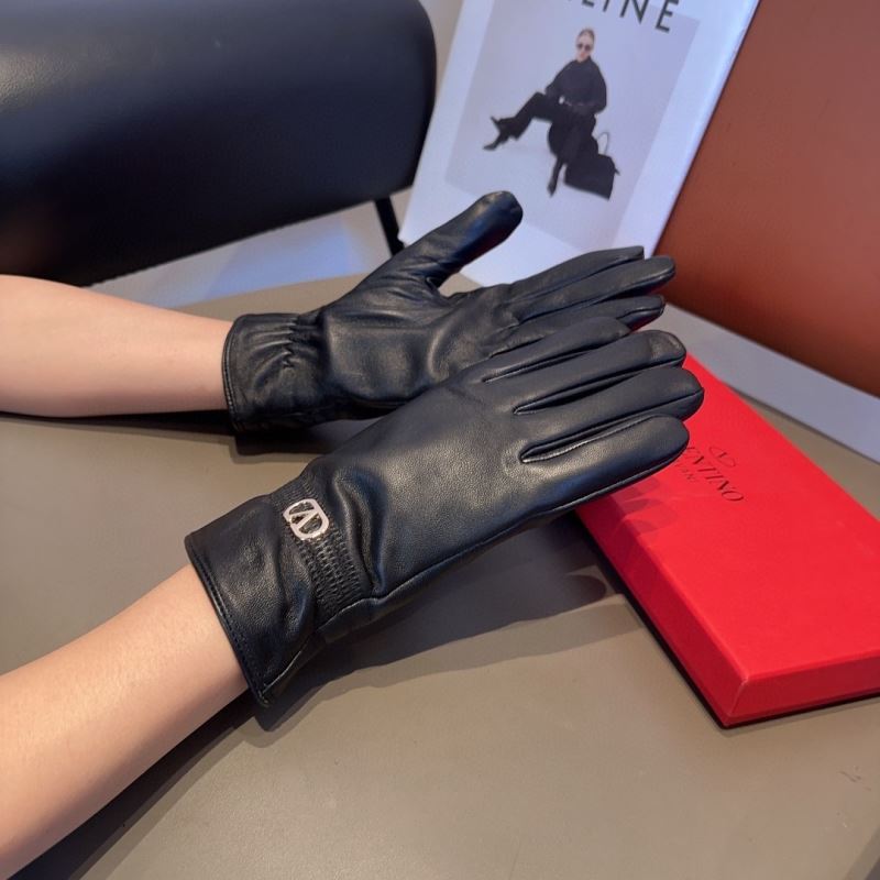 Valentino Gloves