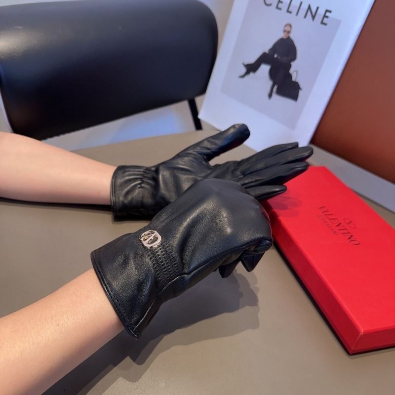 Valentino Gloves