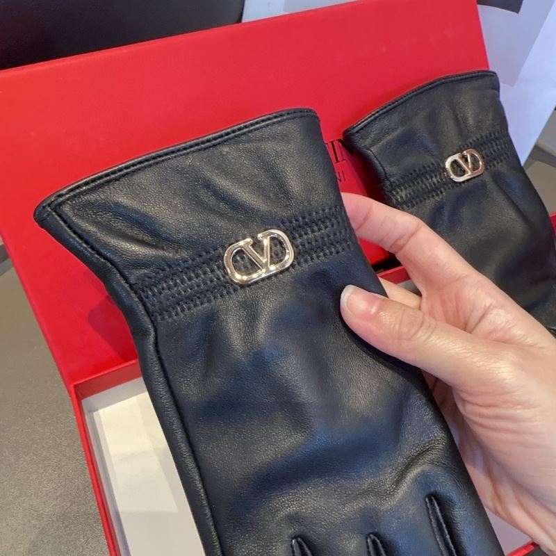 Valentino Gloves