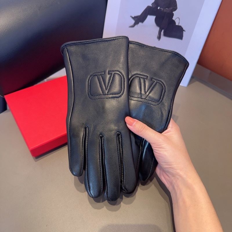 Valentino Gloves