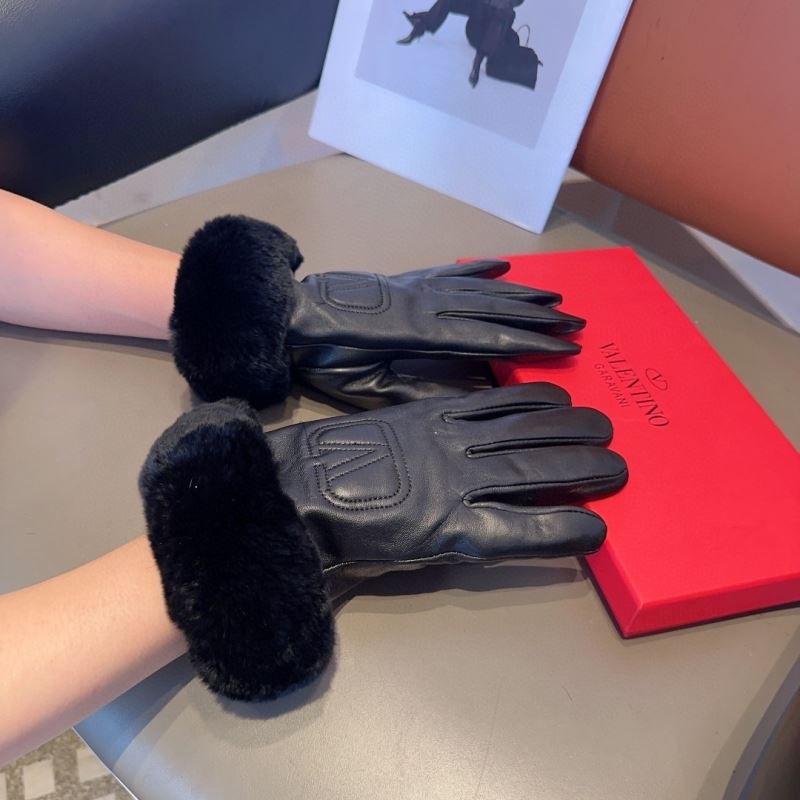 Valentino Gloves