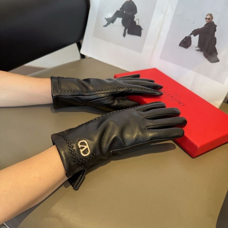 Valentino Gloves