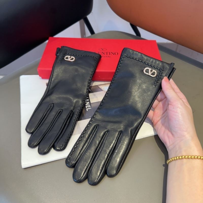 Valentino Gloves