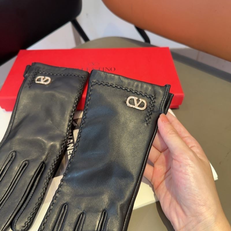 Valentino Gloves