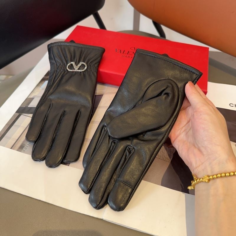 Valentino Gloves