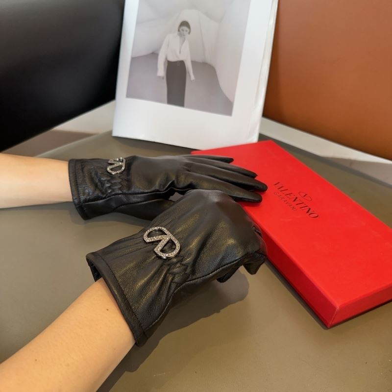 Valentino Gloves