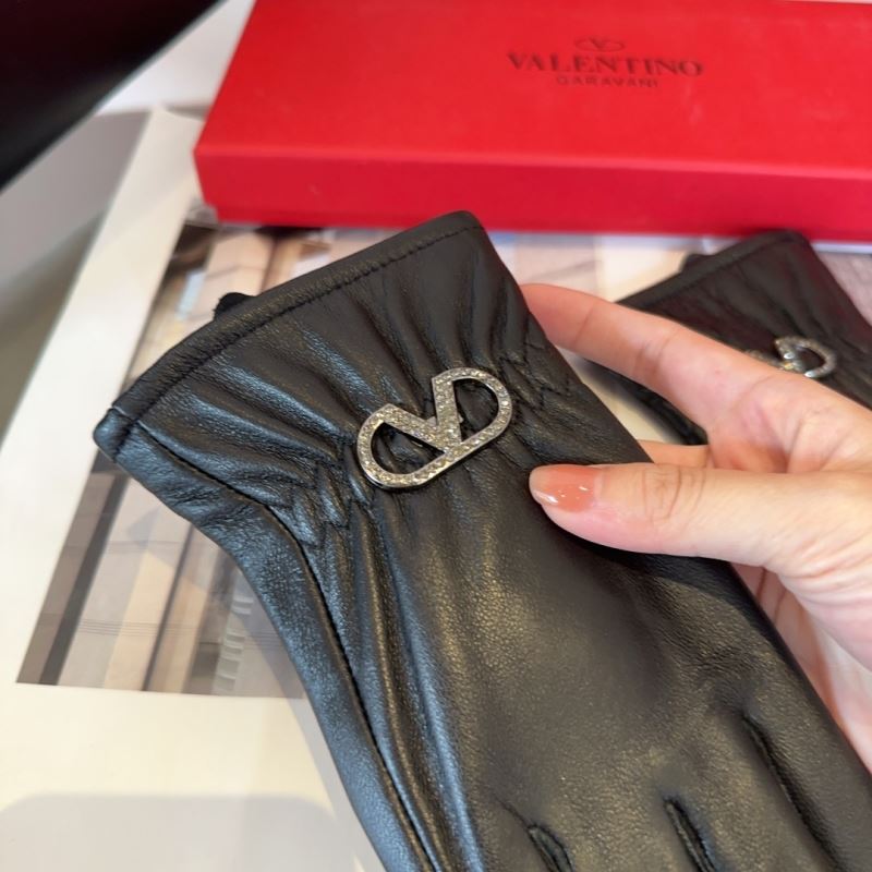 Valentino Gloves