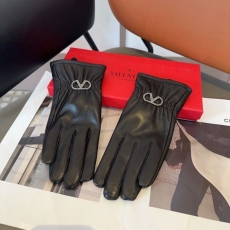 Valentino Gloves