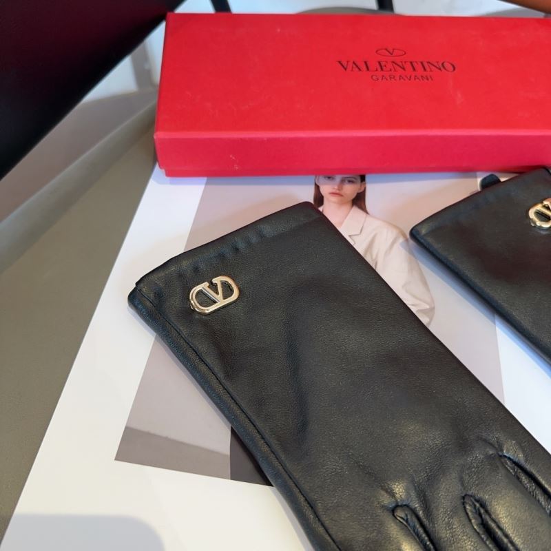 Valentino Gloves