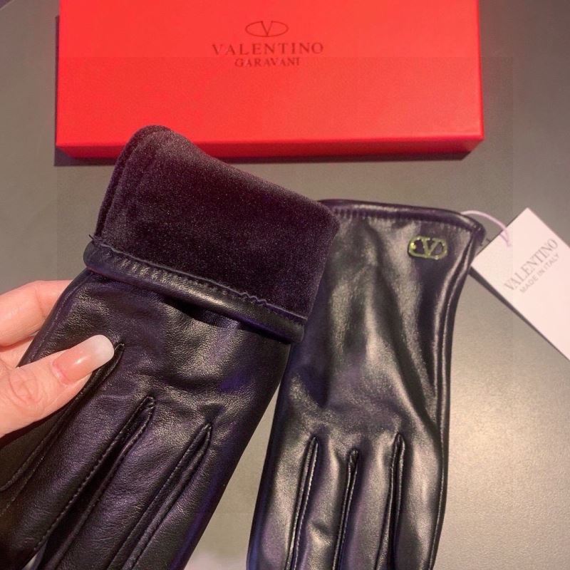 Valentino Gloves