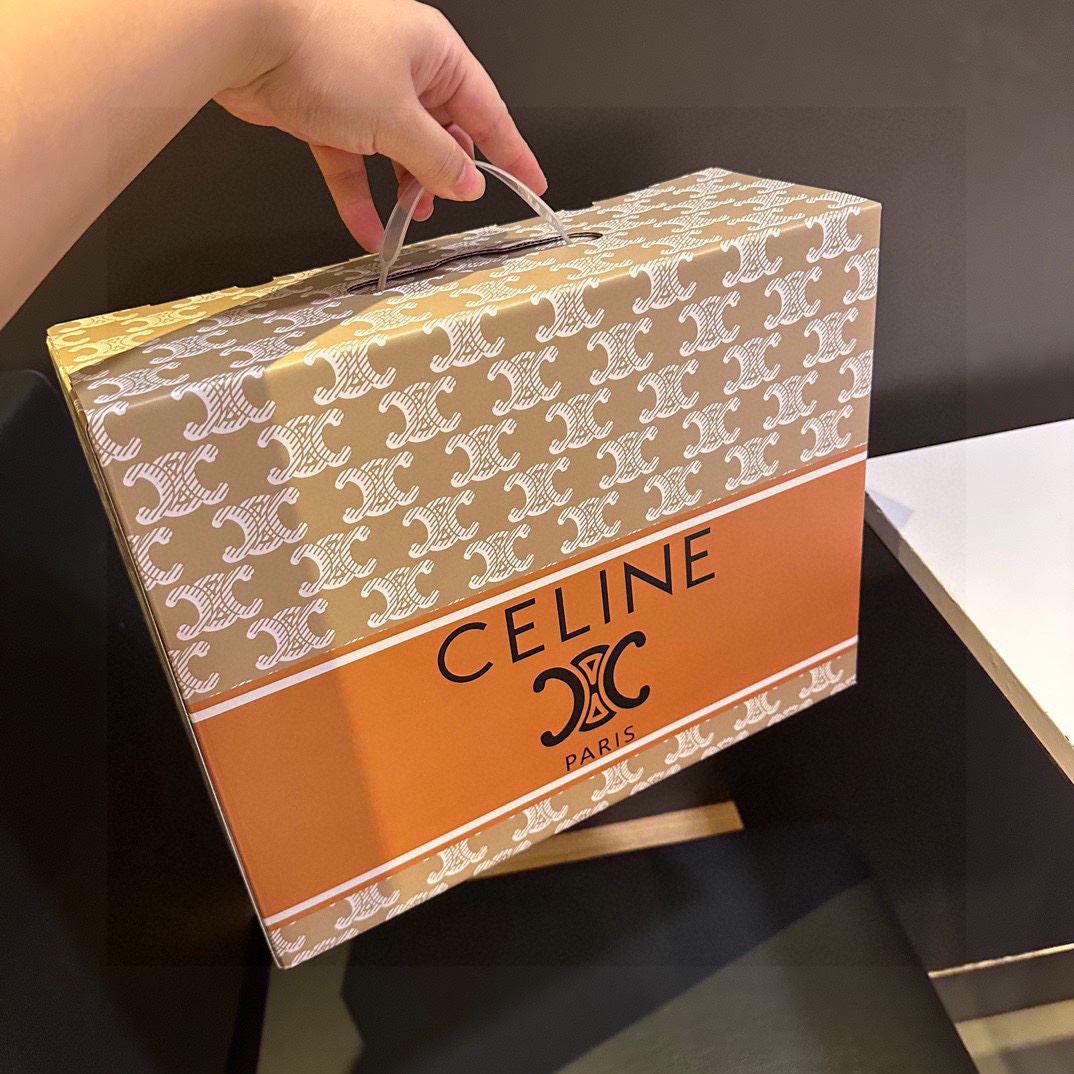 Celine Blanket