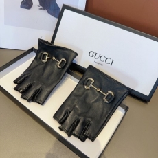 Gucci Gloves