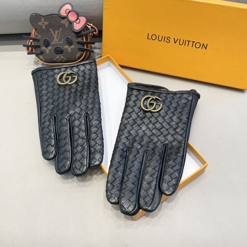 Gucci Gloves