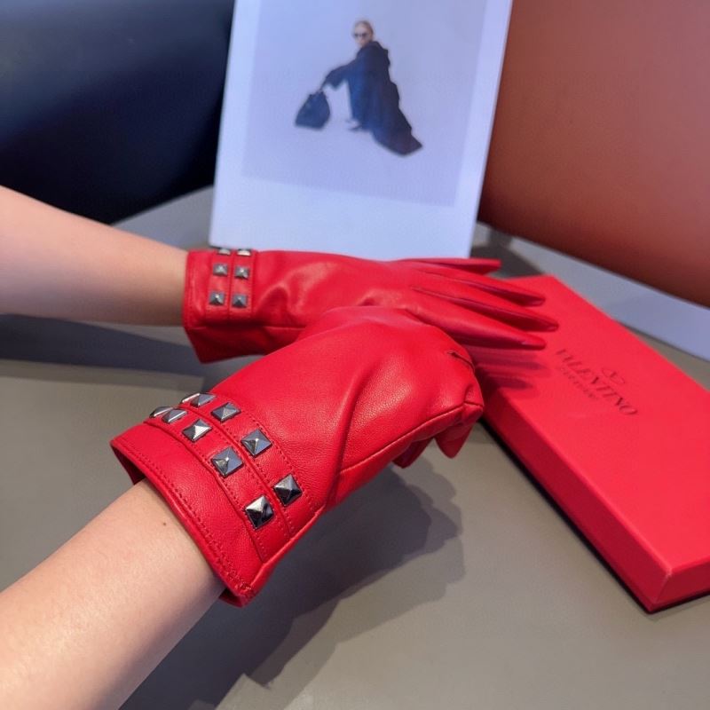 Valentino Gloves