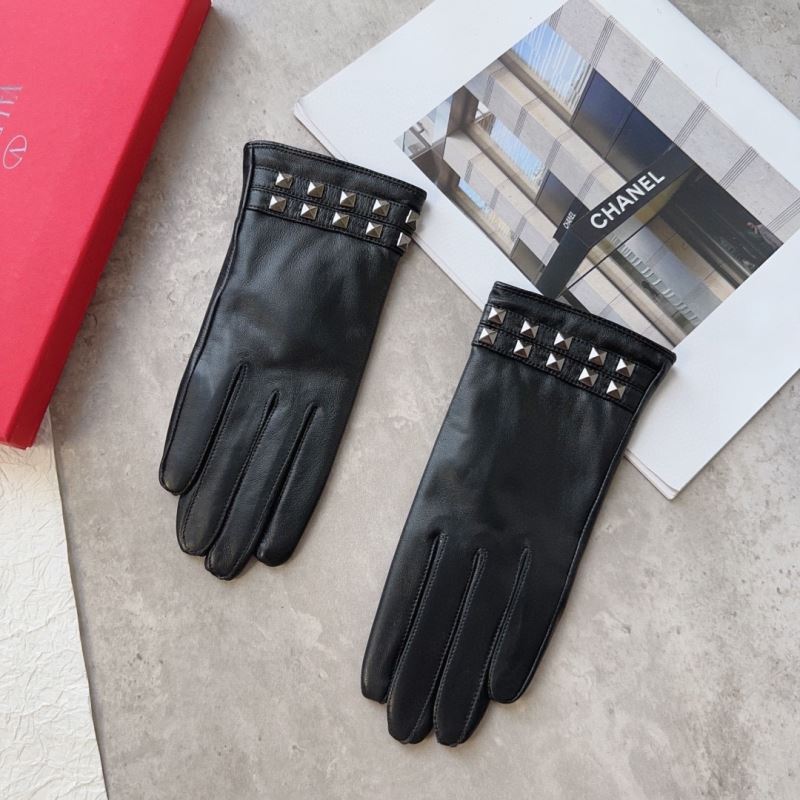 Valentino Gloves