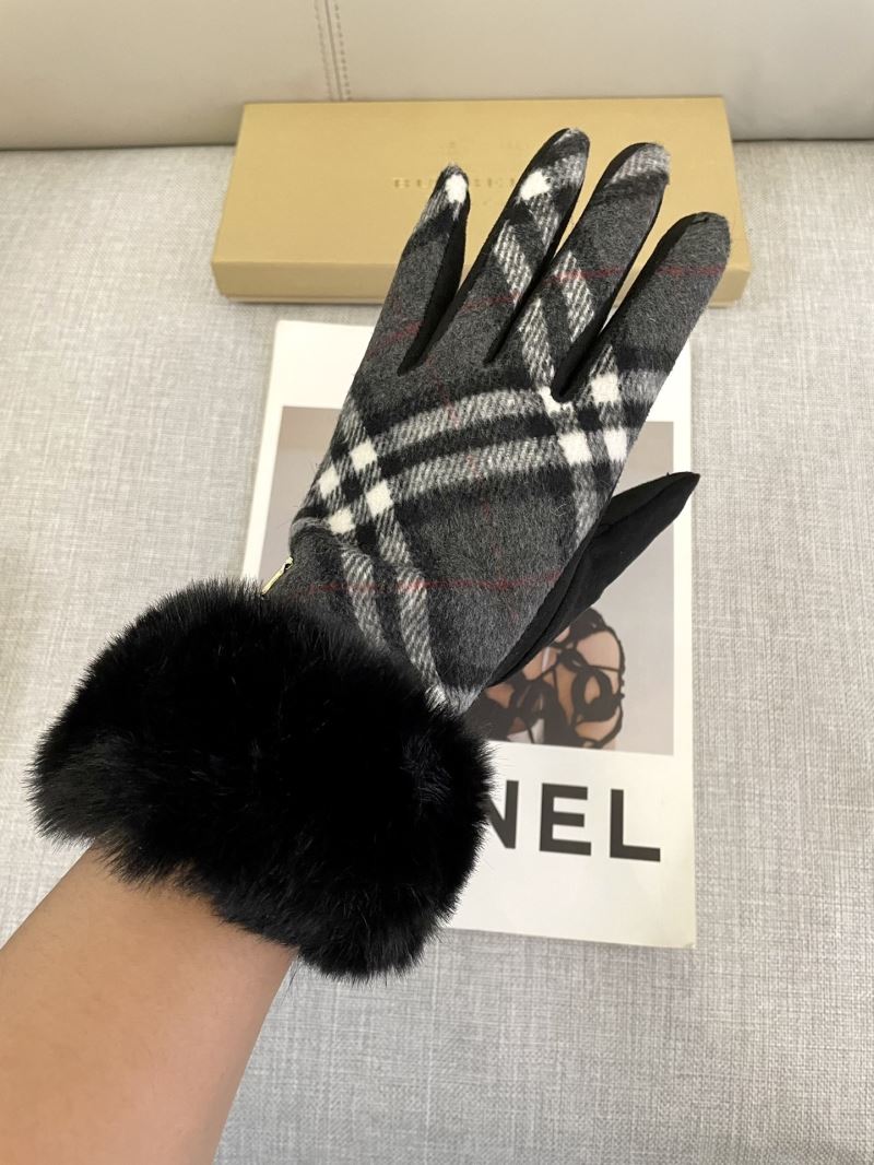 Burberry Gloves