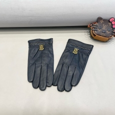 Burberry Gloves