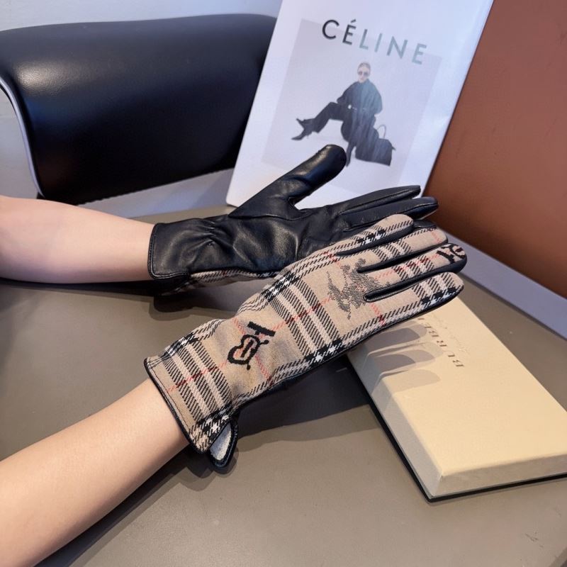 Burberry Gloves