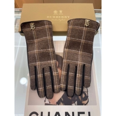 Burberry Gloves