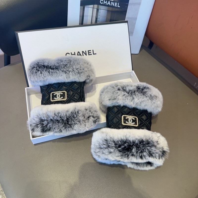 Chanel Gloves