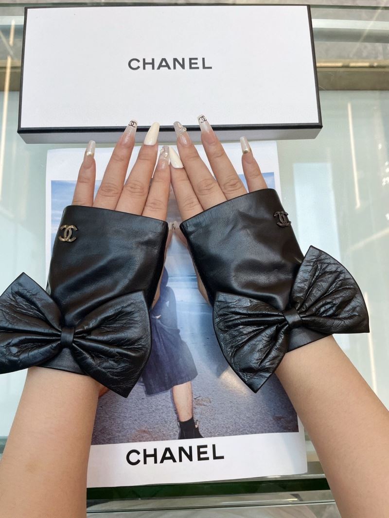 Chanel Gloves