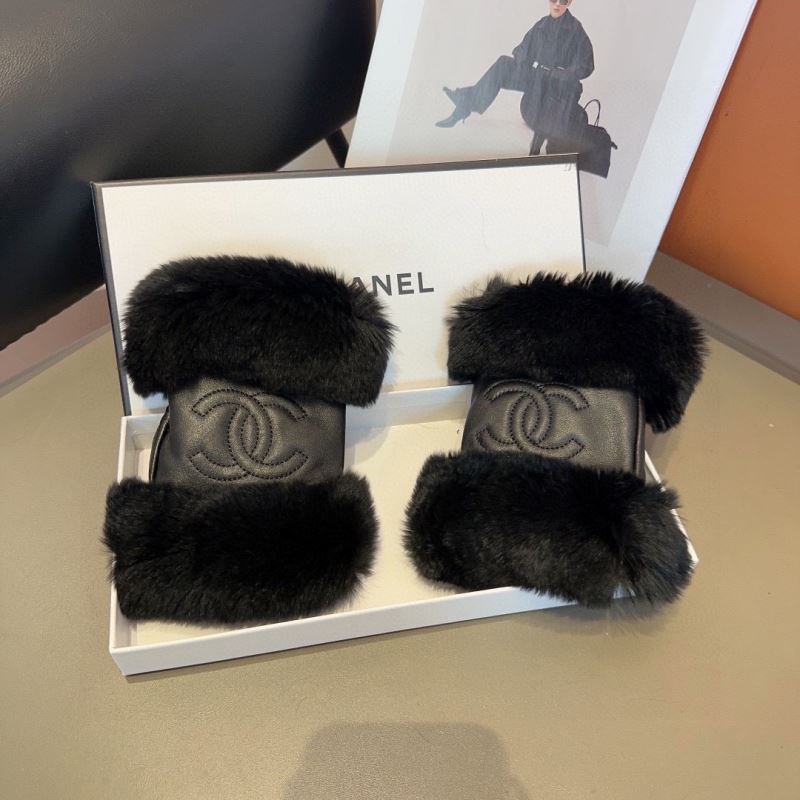 Chanel Gloves