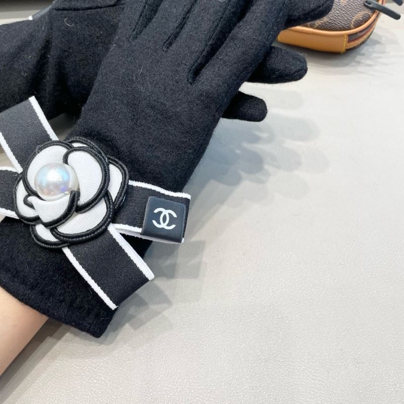 Chanel Gloves