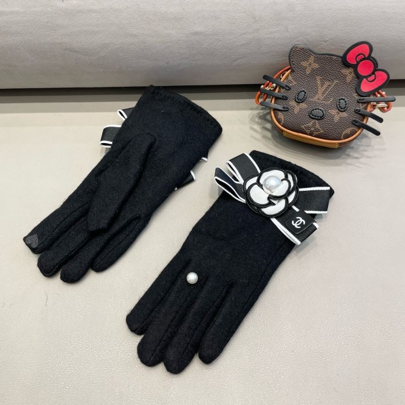 Chanel Gloves