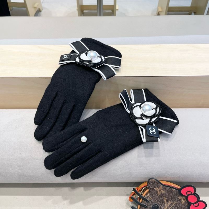 Chanel Gloves