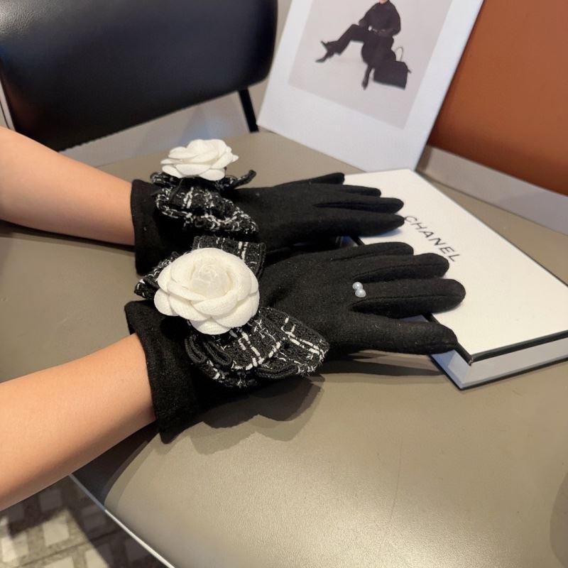 Chanel Gloves