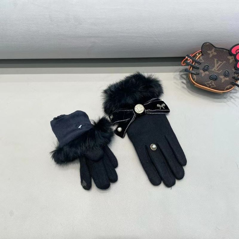 Chanel Gloves