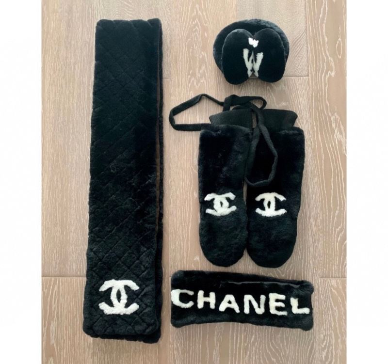 Chanel Gloves