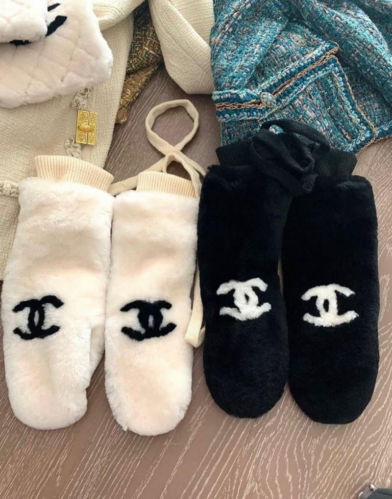 Chanel Gloves