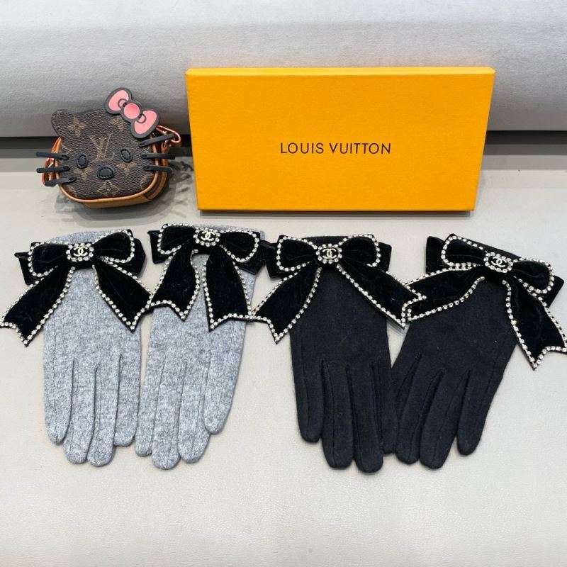 Chanel Gloves