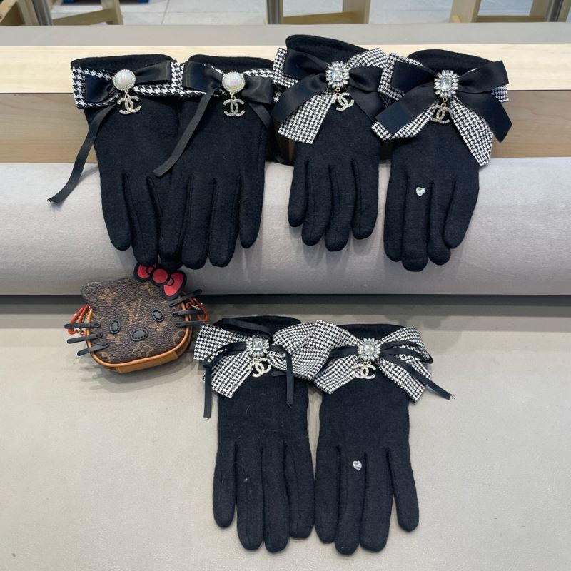 Chanel Gloves