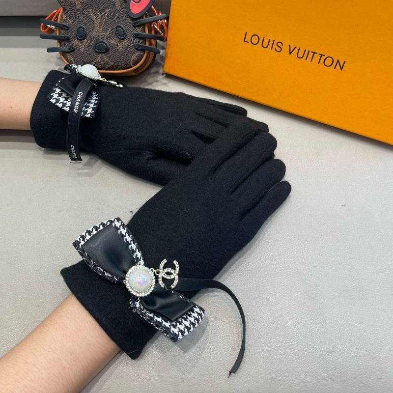 Chanel Gloves