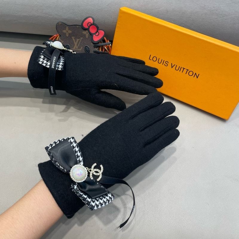 Chanel Gloves