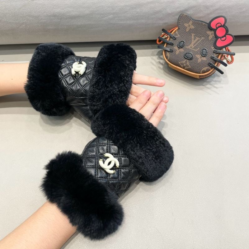 Chanel Gloves