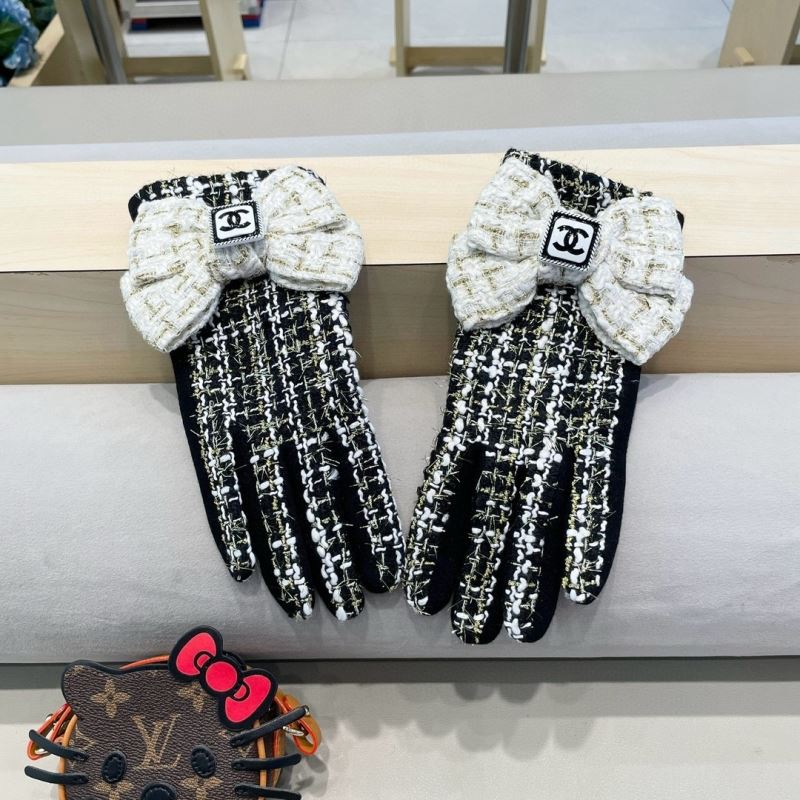 Chanel Gloves